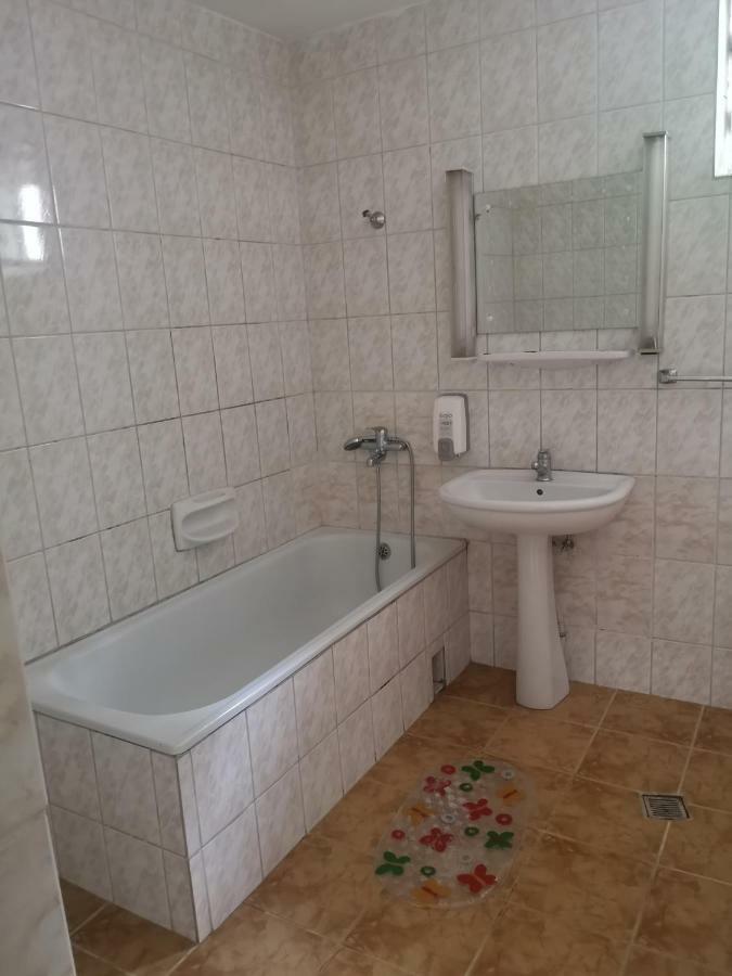 Floarea Reginei Hotel Statiunea Climaterica Sambata Bagian luar foto